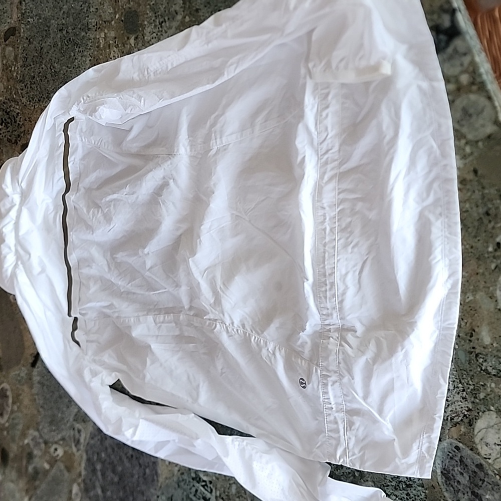 Lululemon Miss Misty II Windbreaker - Picture 7 of 9
